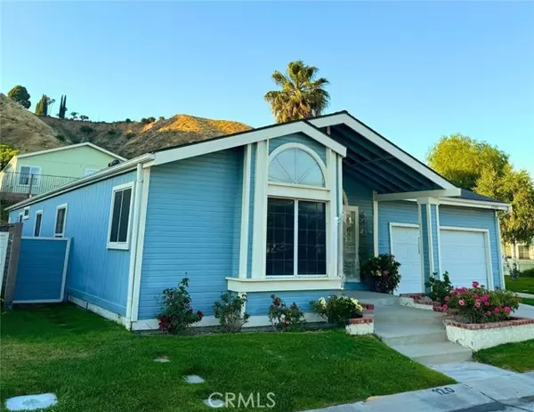 19943 Shadow Island Drive, Canyon Country (santa Clarita), CA 91351