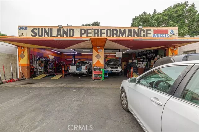 Sunland (los Angeles), CA 91040,8431 Foothill Boulevard