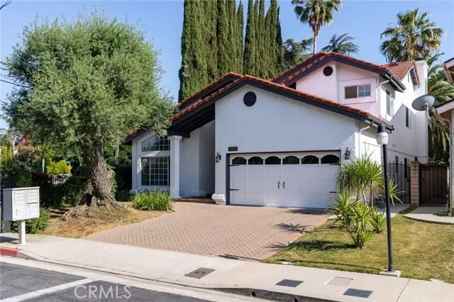 19300 Yolie Lane, Tarzana (los Angeles), CA 91356