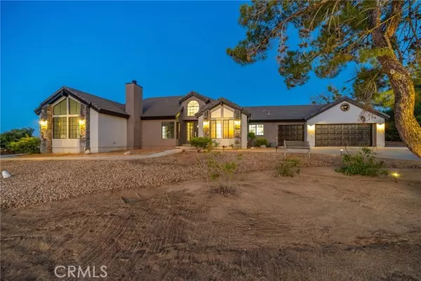 31920 Crystalaire Drive, Llano, CA 93544