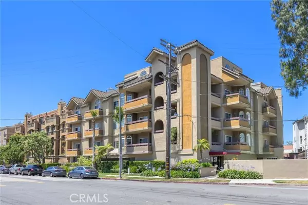 4301 Fulton Avenue #102, Sherman Oaks, CA 91423