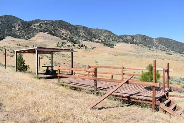 Tehachapi, CA 93561,1 Ottawa Drive