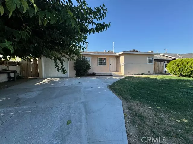 1924 Clark Avenue, Bakersfield, CA 93304