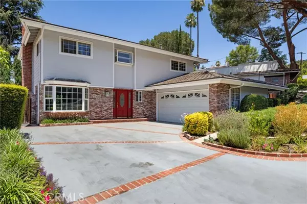 Woodland Hills (los Angeles), CA 91364,22671 Cavalier Street