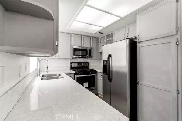 19816 Sandpiper Place #25, Newhall (santa Clarita), CA 91321