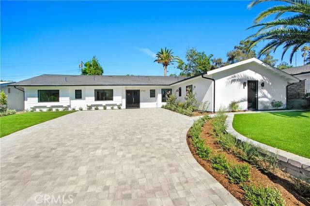 8049 Maestro Avenue, West Hills (los Angeles), CA 91304