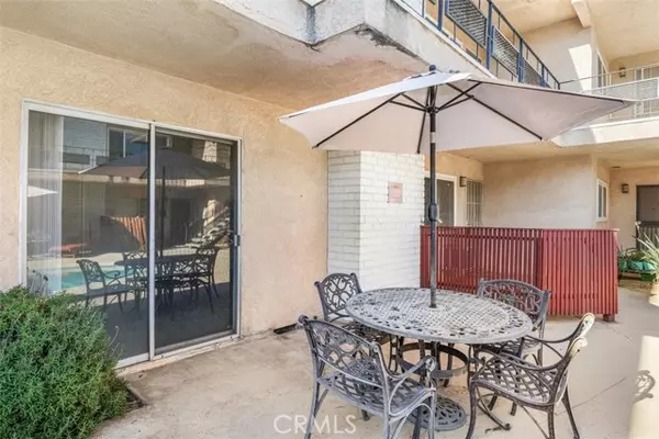 Valley Village, CA 91607,5232 Corteen Place #3