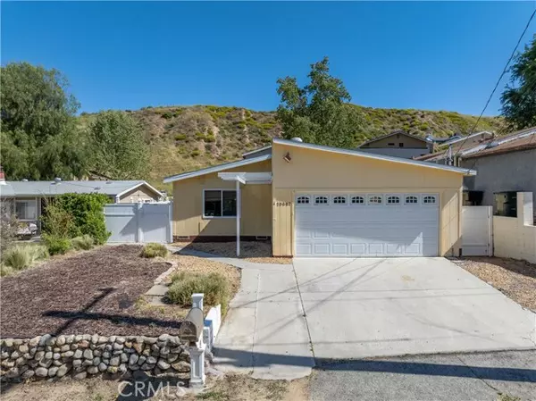 29667 Cromwell Avenue, Castaic, CA 91384