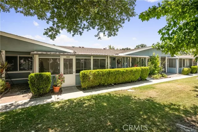 Newhall (santa Clarita), CA 91321,19231 Avenue Of The Oaks #B