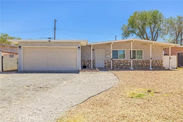 714 W Avenue H13, Lancaster, CA 93534