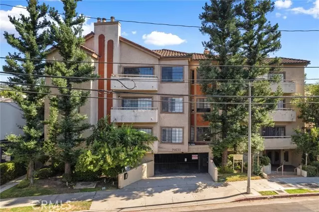 Sherman Oaks, CA 91403,14630 Dickens Street #308