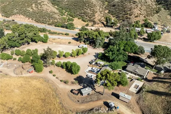 Agua Dulce, CA 91390,11809 Sierra Highway