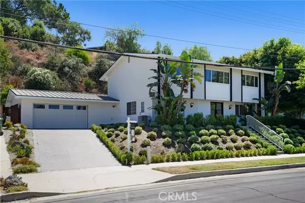 6022 Manton Avenue, Woodland Hills (los Angeles), CA 91367