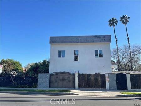 8458 Canby Avenue, Northridge (los Angeles), CA 91325