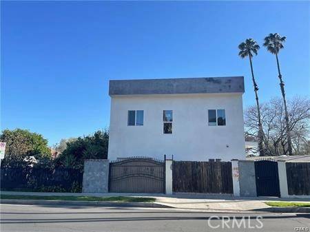 8458 Canby Avenue, Northridge (los Angeles), CA 91325