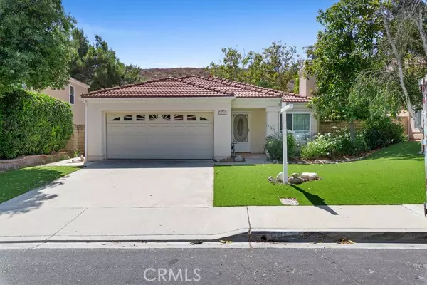 6917 Pecan Avenue, Moorpark, CA 93021