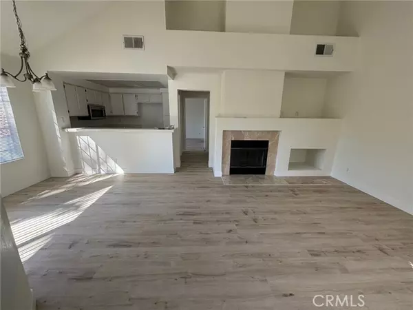 Agoura Hills, CA 91301,4240 Lost Hills Road #1005