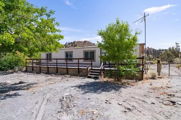 7525 Buckwheat Road, Wrightwood, CA 92397