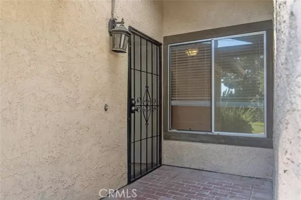 Valencia (santa Clarita), CA 91355,23206 Faisan Court