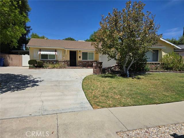 22455 Bassett Street, West Hills (los Angeles), CA 91307