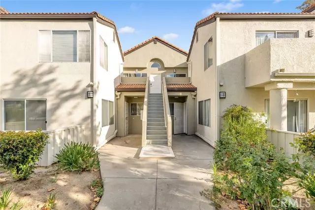 Newhall (santa Clarita), CA 91321,21307 Trumpet Drive #203