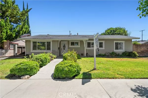 24154 Vanowen Street, West Hills (los Angeles), CA 91307