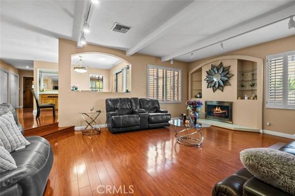 5255 Zelzah Avenue #112, Encino (los Angeles), CA 91316