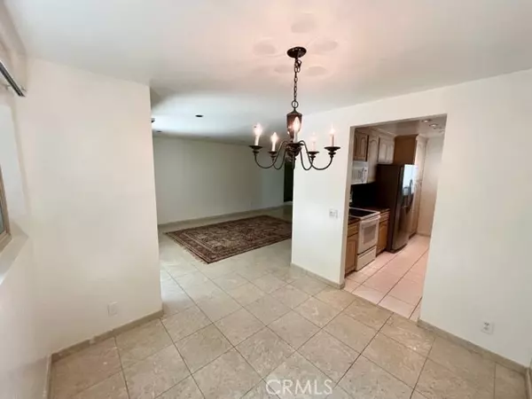 Calabasas, CA 91302,23643 Park Capri #38