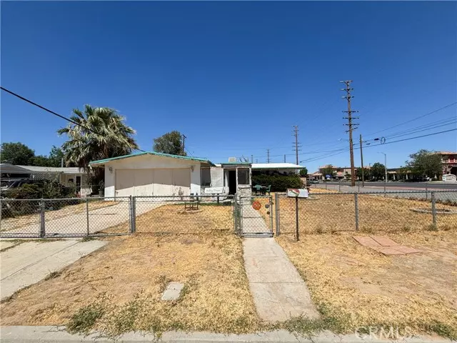 Lancaster, CA 93534,1003 W Avenue J6