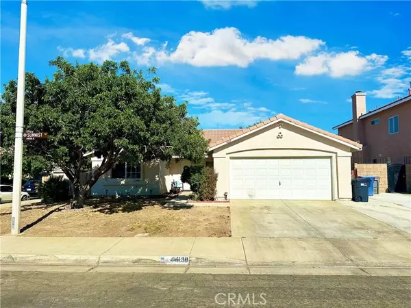 44138 Sunmist Court, Lancaster, CA 93535