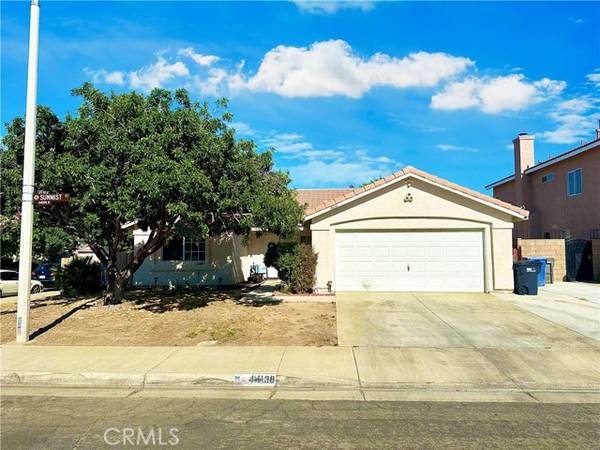 44138 Sunmist Court, Lancaster, CA 93535