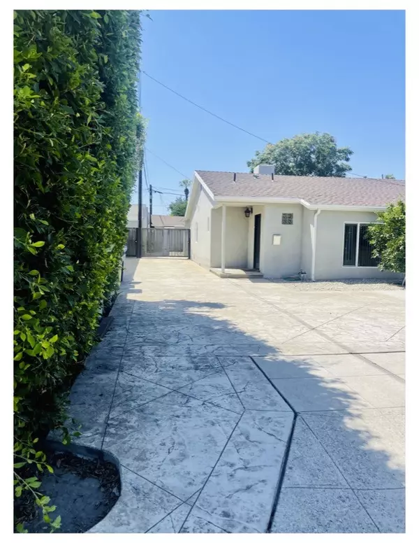 6015 Laurelgrove Avenue, North Hollywood (los Angeles), CA 91606