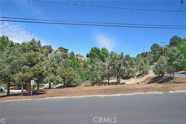 2029 St Bernard Drive, Pine Mtn Club, CA 93222