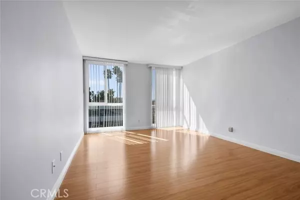 Encino (los Angeles), CA 91316,5454 Zelzah Avenue #317