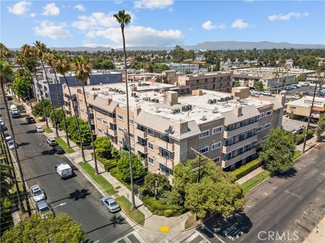 14607 Erwin Street #113, Van Nuys (los Angeles), CA 91411