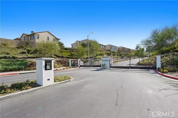 Canyon Country (santa Clarita), CA 91351,26846 Albion Way