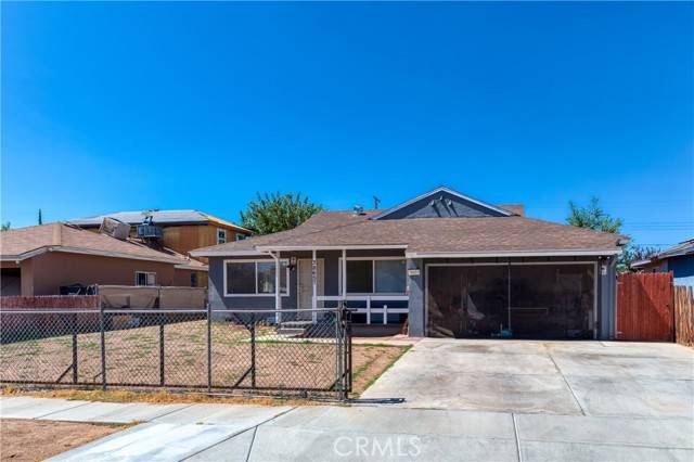 38657 Glenbush Avenue, Palmdale, CA 93550