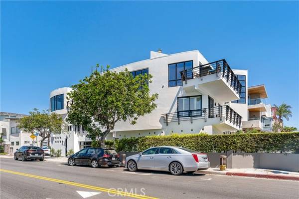 302 16th Street, Manhattan Beach, CA 90266