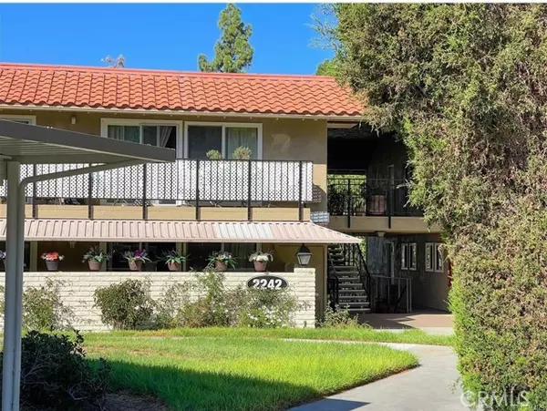 2242 Via Puerta B #B, Laguna Woods, CA 92637