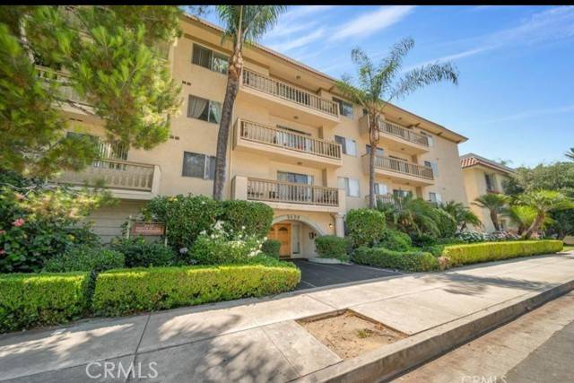 5400 Lindley Avenue #321, Encino (los Angeles), CA 91316