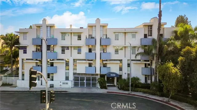 Encino (los Angeles), CA 91316,5350 White Oak Avenue #113