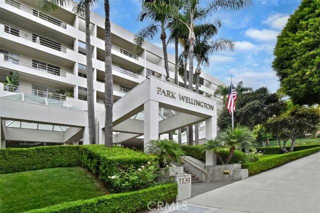 1131 Alta Loma Road #327, West Hollywood, CA 90069