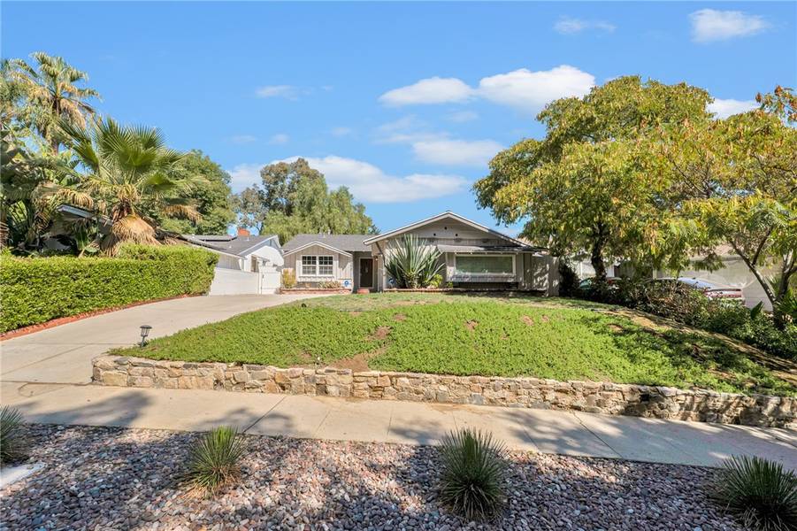 22029 Mulholland Way, Woodland Hills (los Angeles), CA 91364