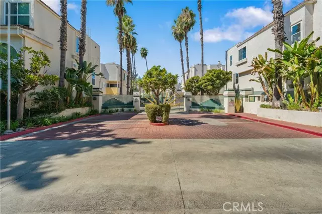 5455 Sylmar Avenue #2201, Sherman Oaks, CA 91401