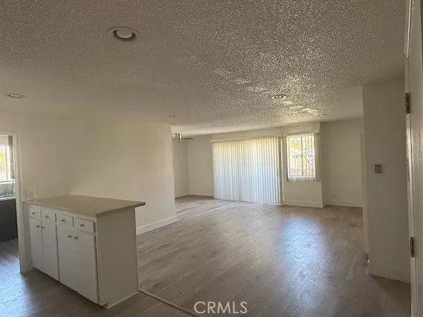 5031 Denny Avenue #104, North Hollywood (los Angeles), CA 91601