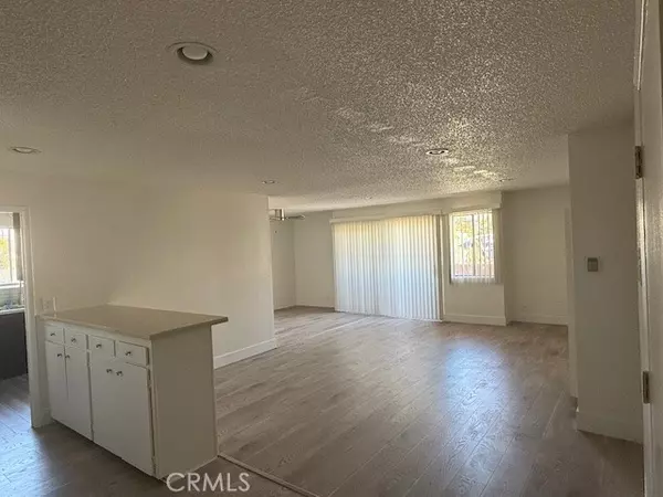 5031 Denny Avenue #104, North Hollywood (los Angeles), CA 91601