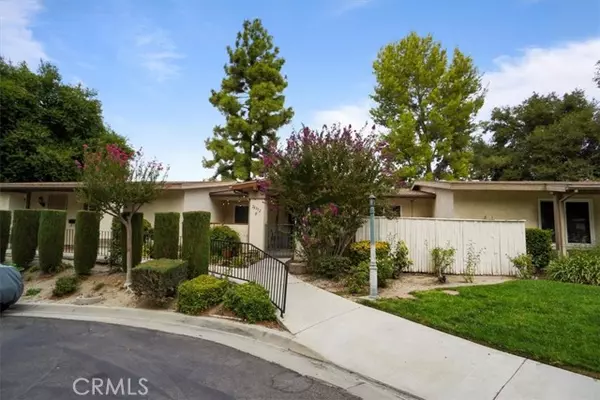 26352 Oak Plain Drive #B, Newhall (santa Clarita), CA 91321