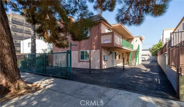 14767 Erwin Street, Van Nuys (los Angeles), CA 91411