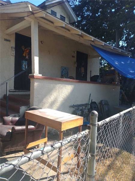 4154 Compton Avenue, Los Angeles, CA 90011