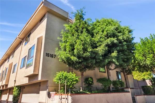 15167 Magnolia Boulevard #A, Sherman Oaks, CA 91403